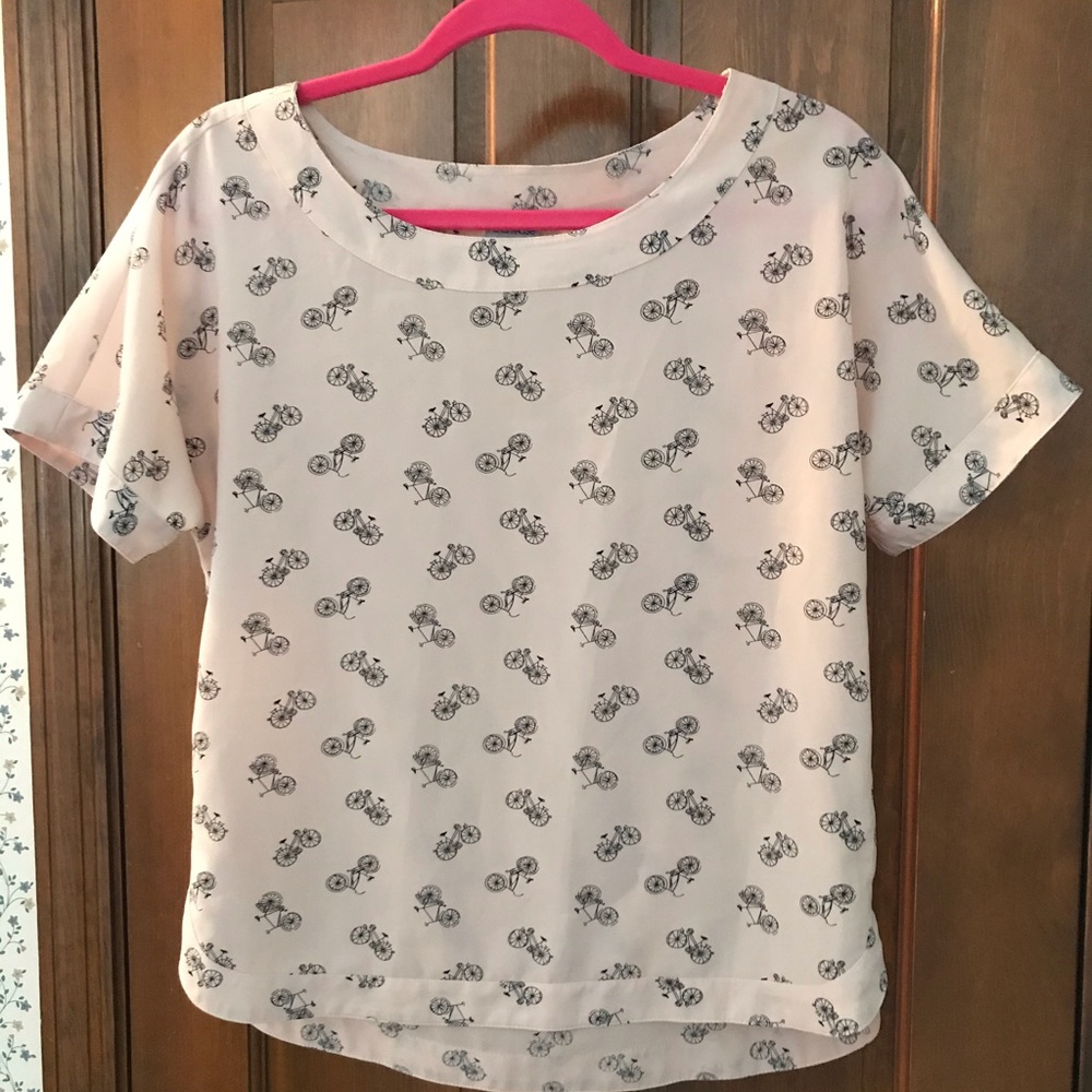 Cute pink bike print top
